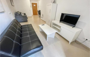 Amazing apartment in Estepona with WiFi and 2 Bedrooms